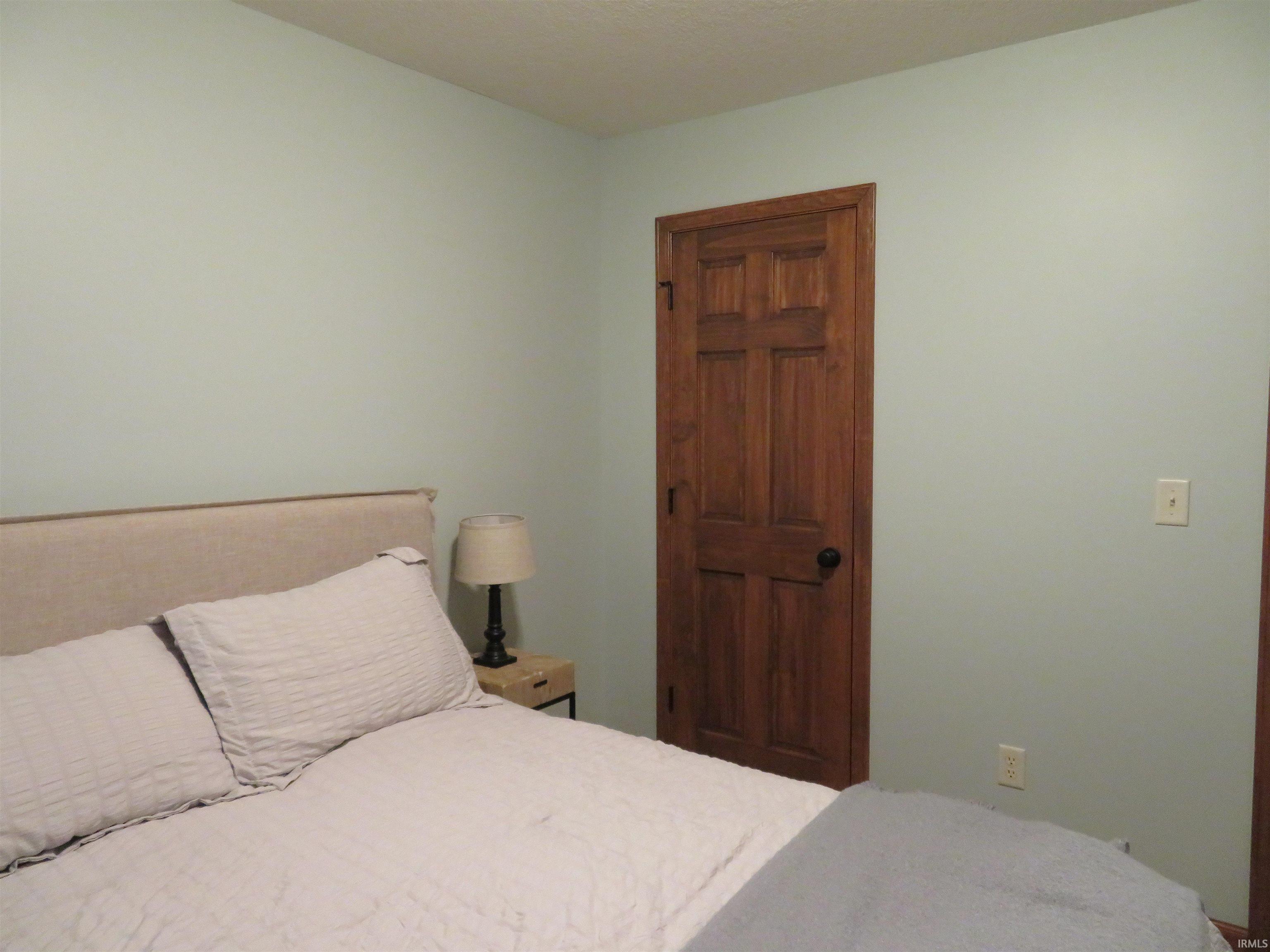 106 Tamarack Drive Wakarusa IN 46573