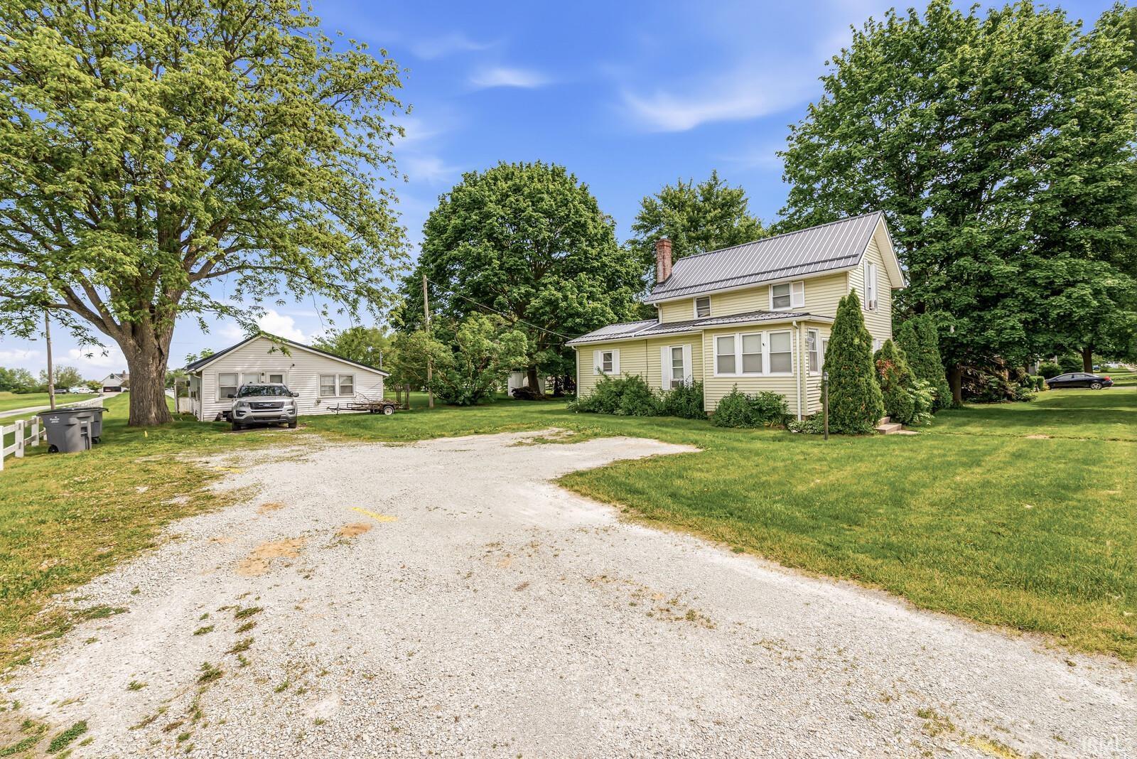 800 E Waterford Street Wakarusa IN 46573
