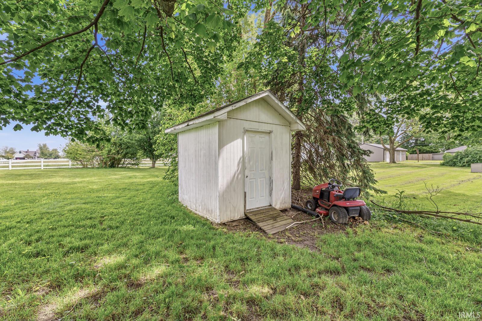 800 E Waterford Street Wakarusa IN 46573