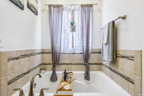 20 Kettle Court Lafayette IN 47905