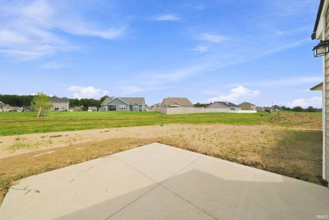 3407 Pindos Court Auburn IN 46706