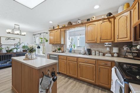 2913 S Scott Drive Yorktown IN 47396