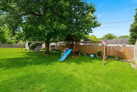 2913 S Scott Drive Yorktown IN 47396