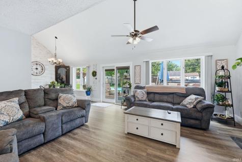 2913 S Scott Drive Yorktown IN 47396