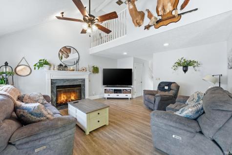 2913 S Scott Drive Yorktown IN 47396
