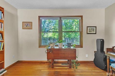 1639 S Sycamore Court Bloomington IN 47401