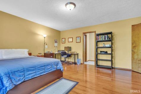 1639 S Sycamore Court Bloomington IN 47401