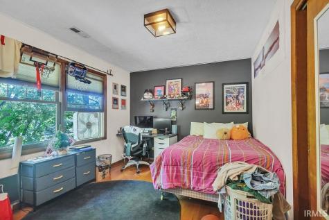 1639 S Sycamore Court Bloomington IN 47401