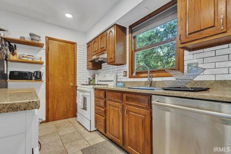1639 S Sycamore Court Bloomington IN 47401