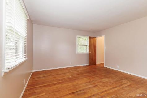 1125 N Bittersweet Lane Muncie IN 47304