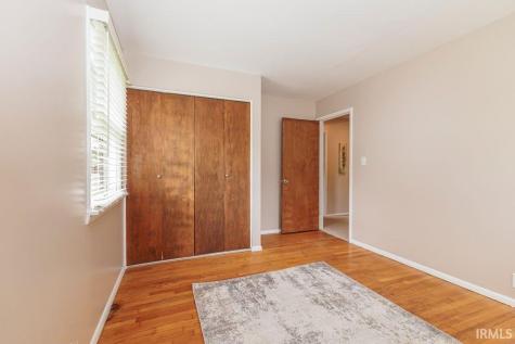 1125 N Bittersweet Lane Muncie IN 47304
