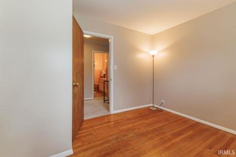 1125 N Bittersweet Lane Muncie IN 47304
