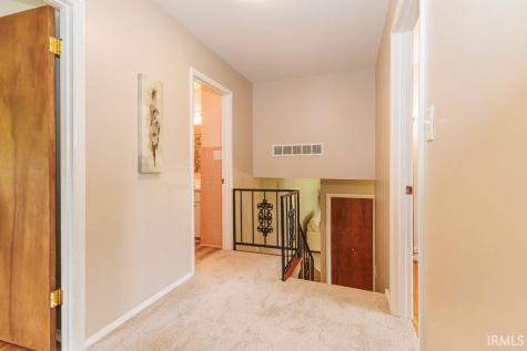1125 N Bittersweet Lane Muncie IN 47304
