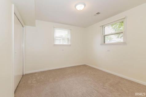 1125 N Bittersweet Lane Muncie IN 47304
