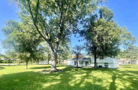 1125 N Bittersweet Lane Muncie IN 47304