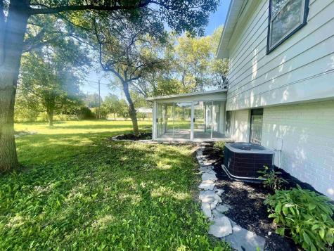 1125 N Bittersweet Lane Muncie IN 47304