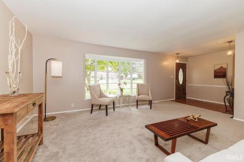 1125 N Bittersweet Lane Muncie IN 47304