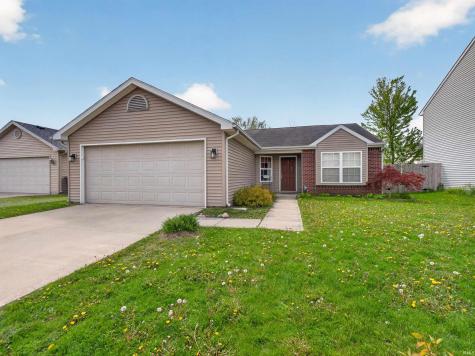 9516 Golden Oak Drive Fort Wayne IN 46835