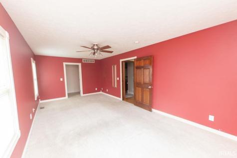 9578 E State Road 45 Road Unionville IN 47468