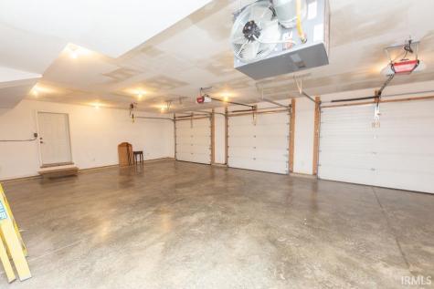 9578 E State Road 45 Road Unionville IN 47468