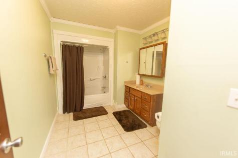9578 E State Road 45 Road Unionville IN 47468
