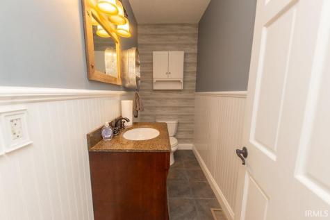9578 E State Road 45 Road Unionville IN 47468