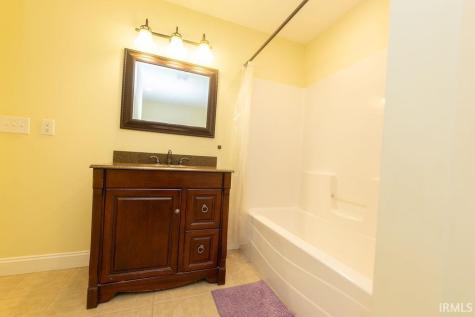9578 E State Road 45 Road Unionville IN 47468
