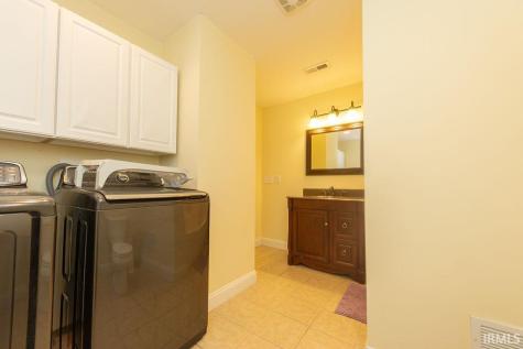 9578 E State Road 45 Road Unionville IN 47468