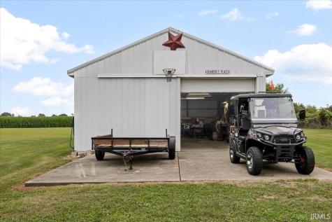 3577 S County Road 100 E Winchester IN 47394