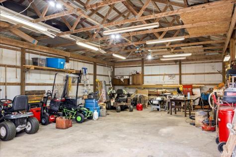 3577 S County Road 100 E Winchester IN 47394