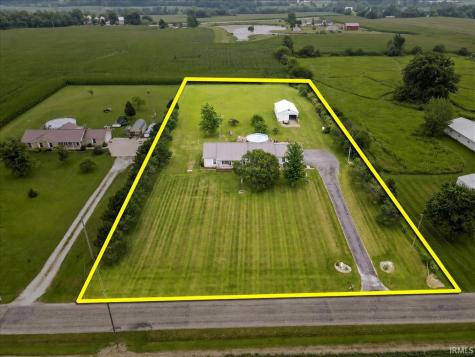 3577 S County Road 100 E Winchester IN 47394