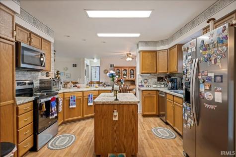 3577 S County Road 100 E Winchester IN 47394