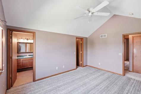 9707 Serpentine Cove Fort Wayne IN 46804