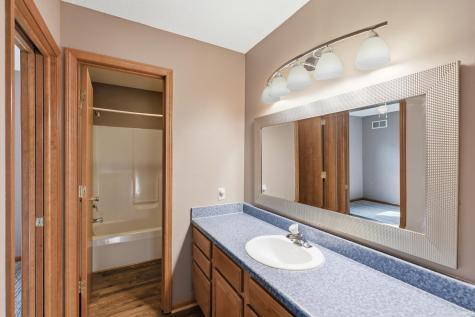 9707 Serpentine Cove Fort Wayne IN 46804