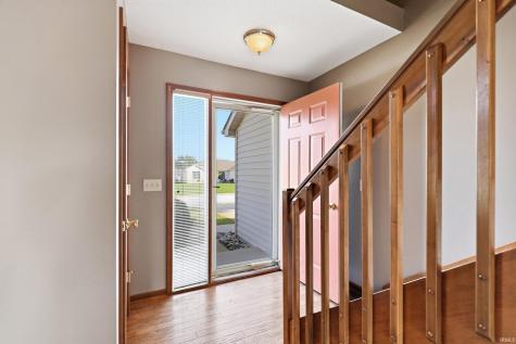 9707 Serpentine Cove Fort Wayne IN 46804