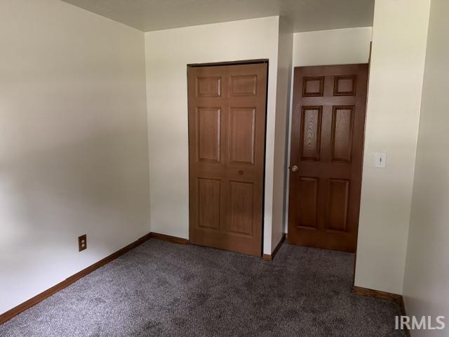 1952 Renfrew Drive South Bend IN 46614