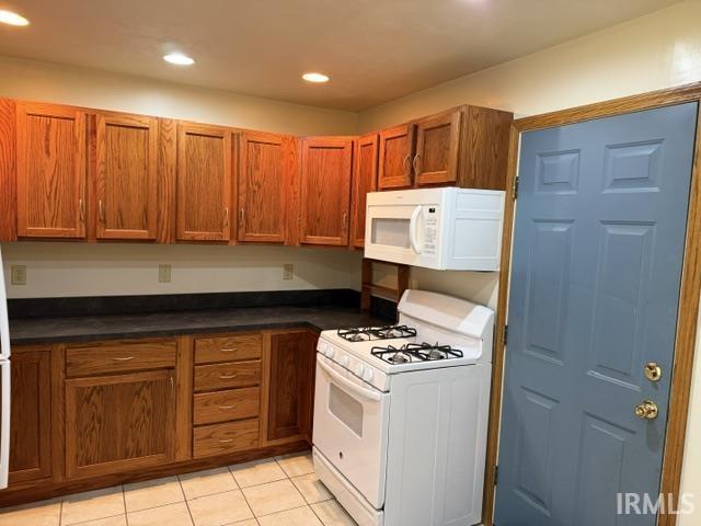 1952 Renfrew Drive South Bend IN 46614