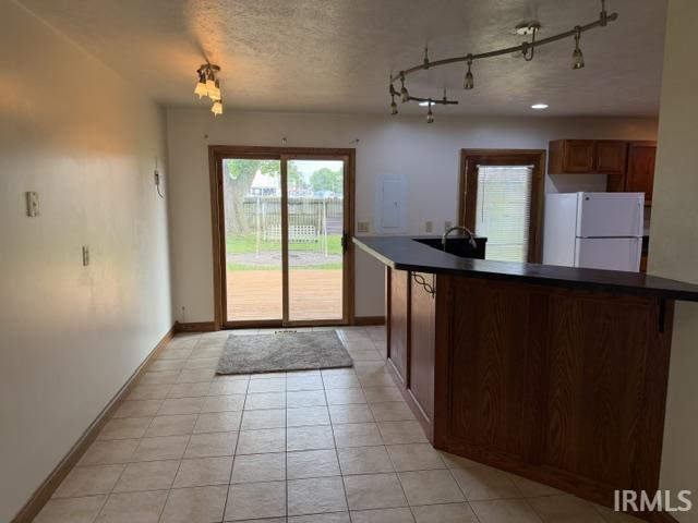 1952 Renfrew Drive South Bend IN 46614