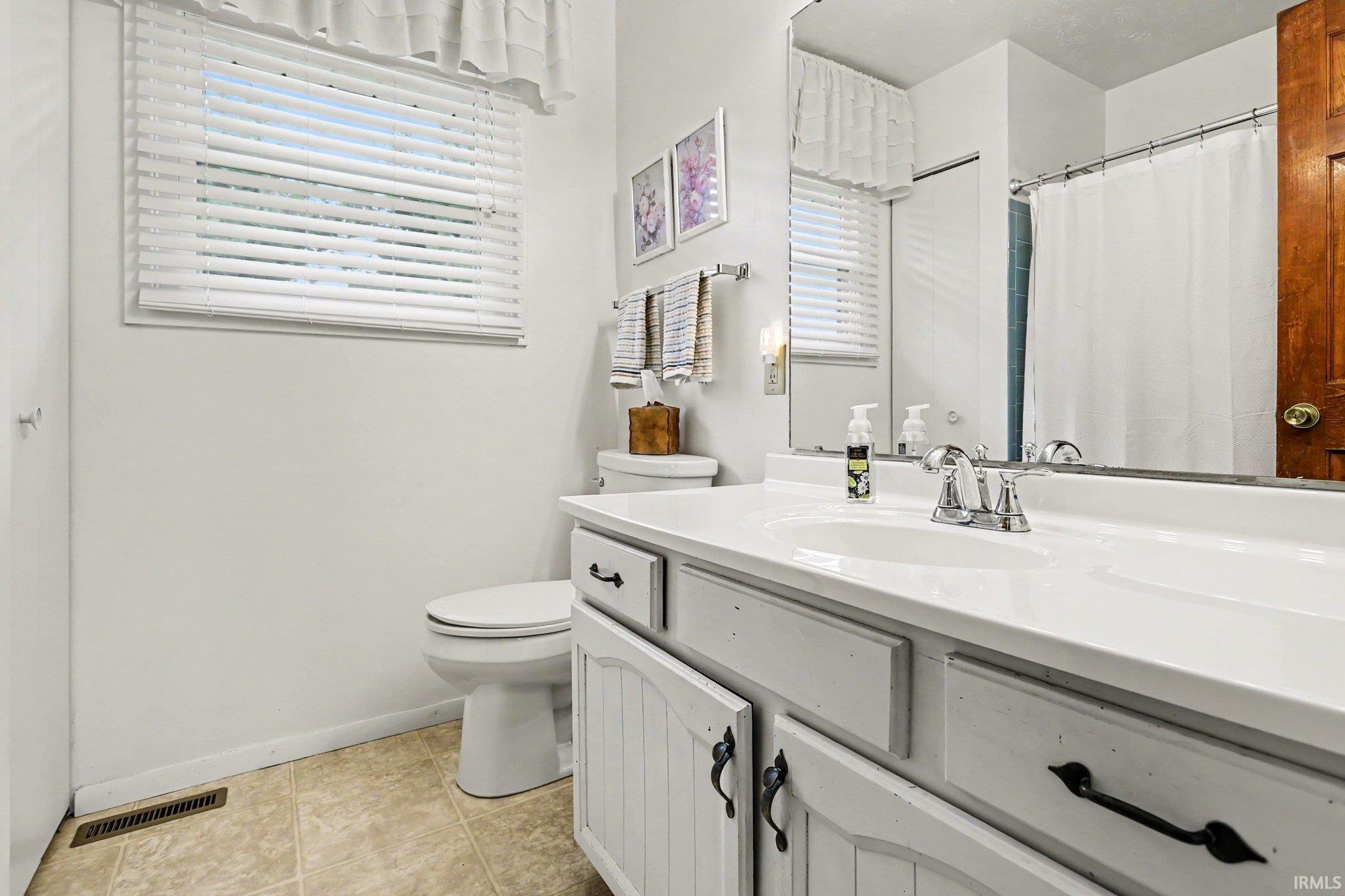 18322 Crownhill Drive South Bend IN 46637