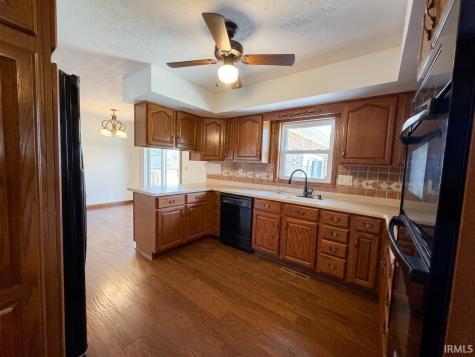 2378 S 425 E Monticello IN 47960