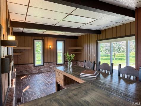 2378 S 425 E Monticello IN 47960