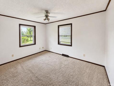 2378 S 425 E Monticello IN 47960