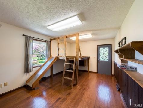 2378 S 425 E Monticello IN 47960