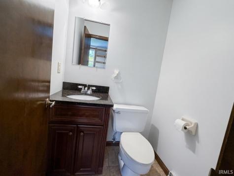 2378 S 425 E Monticello IN 47960