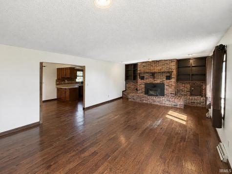 2378 S 425 E Monticello IN 47960