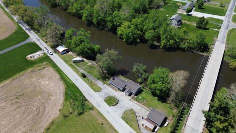 2467 N 200 E Winamac IN 46996