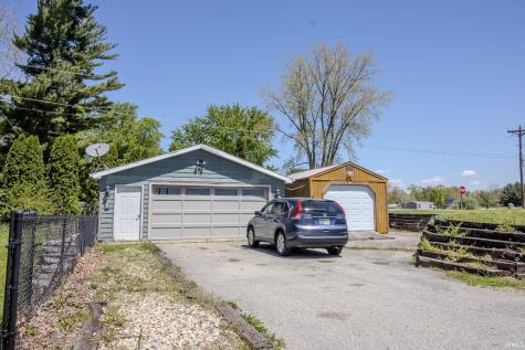 2467 N 200 E Winamac IN 46996
