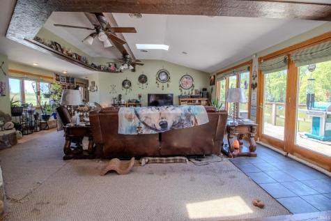 2467 N 200 E Winamac IN 46996