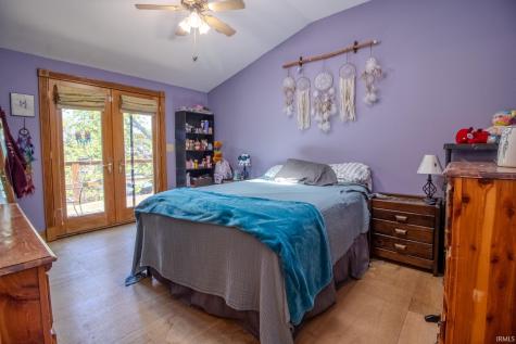 2467 N 200 E Winamac IN 46996