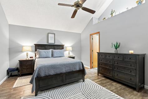 1109 Brittany Place Fort Wayne IN 46825